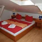 Myhome Ruegen - Haus Arkona מלון דירות