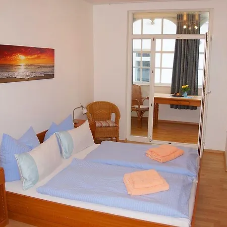Myhome Ruegen - Haus Arkona Hotel apartamentowy