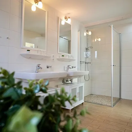 Hotel apartamentowy Myhome Ruegen - Haus Arkona