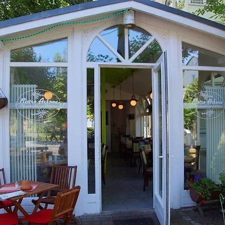 Myhome Ruegen - Haus Arkona Apart-hotel