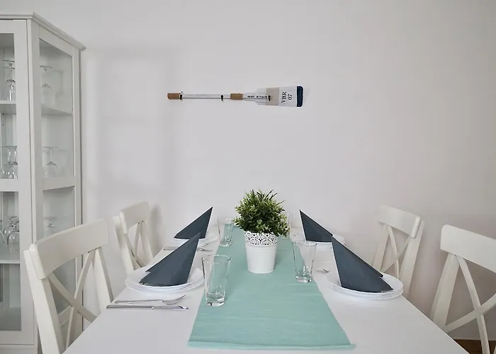 Myhome Ruegen - Haus Arkona アパートホテル ゼリン