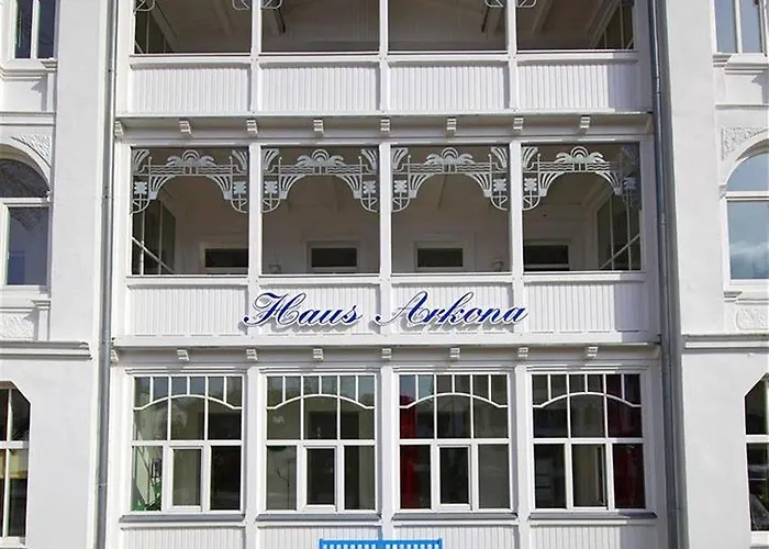 Lägenhetshotell Myhome Ruegen - Haus Arkona 3*